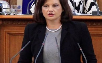 Даниела Дариткова е новият председател на Парламентарната група на ГЕРБ