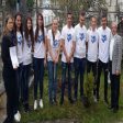 Абитуриенти от Борино се включиха в инициативата “С тениска на бала”