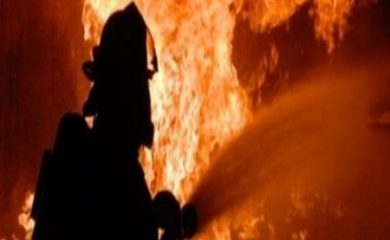 70-годишен забрави работещ газов котлон и предизвика голям пожар