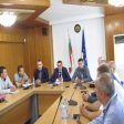 Зам.-министър Добрев: Няма да има проблем с доставката на дърва за огрев