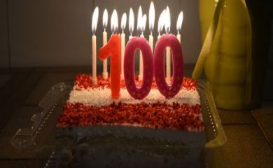 Ветеран от войната празнува 101 години