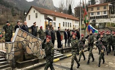 101-ви Алпийски полк в Смолян днес празнува