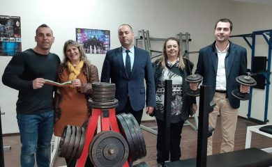 Откриха нова фитнес зала в ОУ „Юрий Гагарин“