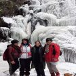 Водопадът край село Късак привлича туристи и през зимата