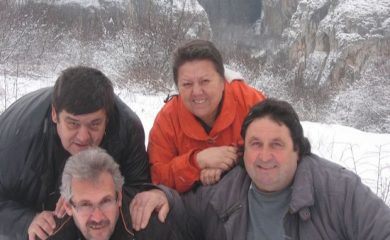 Почина Мирослав Савов от трио „Шемет”