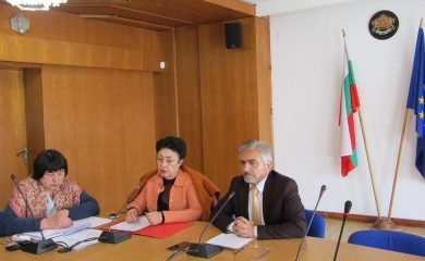 Обсъдиха мерки и програми за повишаване на енергийната ефективност в област Смолян