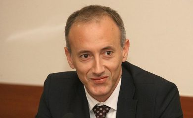 Министърът на образованието Красимир Вълчев идва в Смолян