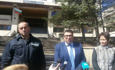 Заразеният с коронавирус е пътувал с автобус до Смолян
