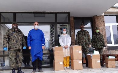 101-ви Алпийски полк връчи дарение за медиците в Смолян