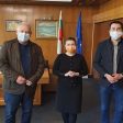 Консул Теодора Игнатова дари 100 пакета храна за крайно нуждаещи се хора в община Смолян
