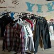 Младежи в Смолян събират дрехи за връстници в нужда