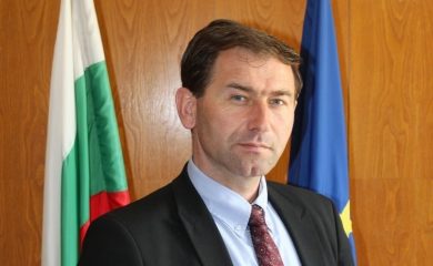 Община Мадан отпуска стипендии на студенти по медицина