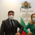 Посланикът на Великобритания: Очакваме момента, когато британските туристи ще се радват на хубавото слънце в България