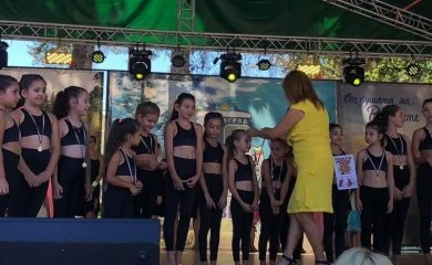Деца от Златоград на първо място в състезания по гимнастика и спортни танци