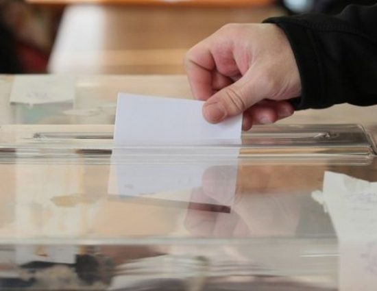 Илияна Йотова печели първия тур на изборите в област Смолян с 47,22%