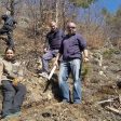 Засадиха близо 1200 фиданки край рудоземското село Чепинци