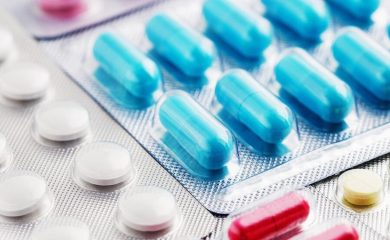 Здравното министерство предлага хартиените рецепти да се обработват от аптеките и след 1 юни