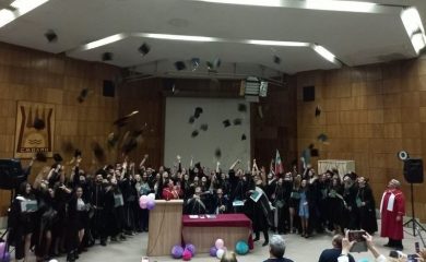 Тържествено дипломиране на зрелостниците от Езиковата гимназия в Смолян