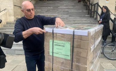 Бюлетините за предстоящите избори пристигнаха в Смолян