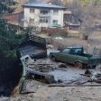 Бедствено положение в Община Смолян, доброволци и пожарникари ще разчистват пътя за Мугла