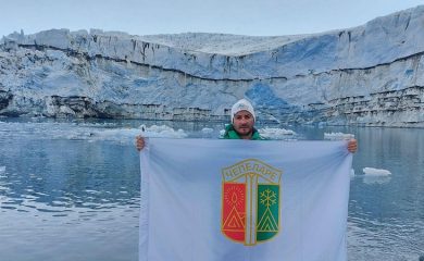 Приключенецът Марчо Паунов представи фотоизложбата „Ледено лято в Антарктида“