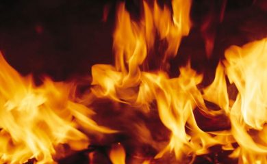 Незагасена цигара подпали къща в родопското село Грохотно