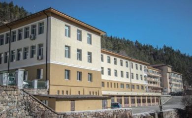 Общинската управа в Мадан предлага стипендии на студентите по медицина