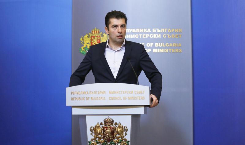 Премиерът Петков: В този момент няма заплаха за България