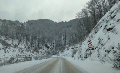 Шофьорите да тръгват с автомобили, подготвени за зимни условия