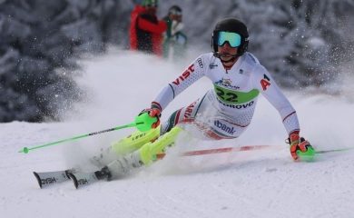 Хаджистоянов и Златкова спечелиха ски слаломите за купа Пампорово