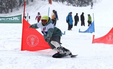 Замфиров и Пенчева са №1 в паралелния слалом по сноуборд за купа „Пампорово“