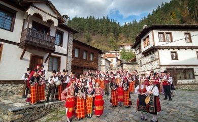 Фолклорният конкурс „Широка лъка пее, свири и танцува” се завръща на 3 и 4 юни