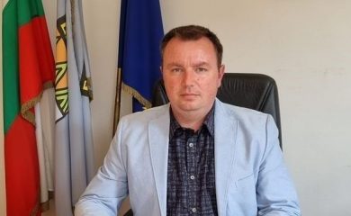 Община Баните с одобрен проект за енергийна ефективност за над 300 хил. евро