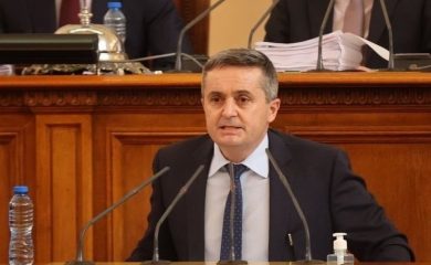 Д-р Краси Събев оглави Комисията по правата на човека в парламента