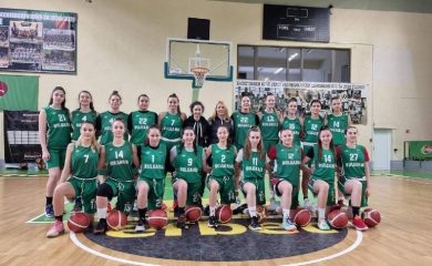 Националният отбор по баскетбол за девойки се готви в Чепеларe за Европейското първенство