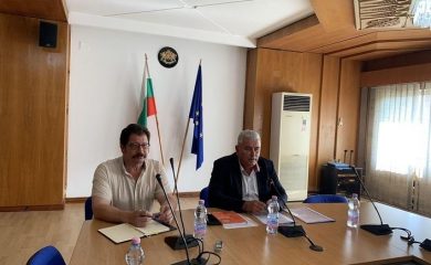 Обсъдиха проблемите с предоставянето на дърва за огрев в Смолянско