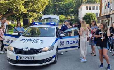 Украински деца гостуваха в Областна дирекция на МВР-Смолян