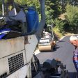 Реновираха пътя между неделинските села Върлино и Козарка