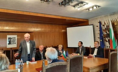 Зам.-кметът Марин Захариев се срещна с изявени творци