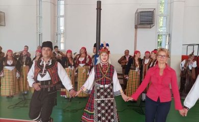 Ансамбъл Родопа ще зарадва смолянски училища с автентичен фолклор