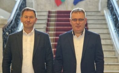 Кметовете на Мадан и Рудозем осигуриха финансиране за проект на МИГ “Кичика”