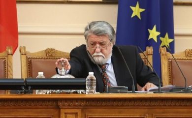 Избраха Вежди Рашидов за председател на парламента