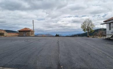 Положиха нова асфалтова настилка в село Загражден, Община Баните