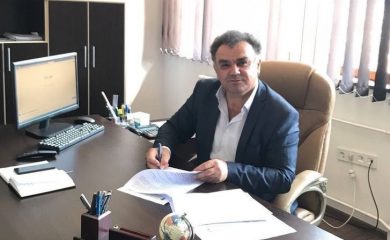 Кметът на Борино Мустафа Караахмед печели нов мандат