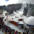 Пампорово е пълно с туристи, ски зоната е в прекрасно състояние