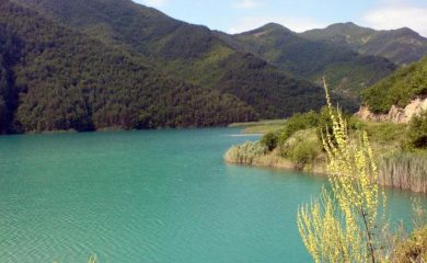 Забраниха къпането и плуването във всички неохраняеми водоеми в Златоград