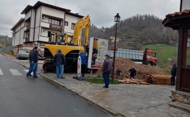 Обновяват с каменни павета улици в Златоград