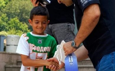 Талант на Родопа ще играе в престижен футболен турнир във Франция