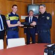 Връчиха нови пистолети на смолянски полицаи