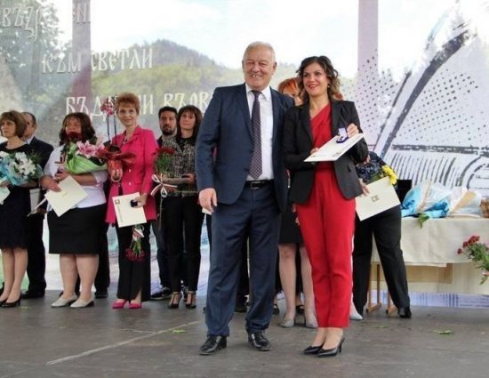 Община Смолян награждава 40 просветни и културни дейци за 24 май